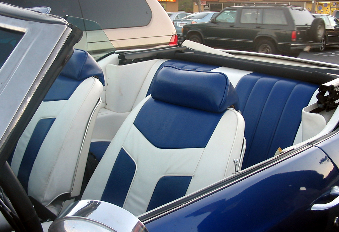 [car 007[1].jpg]